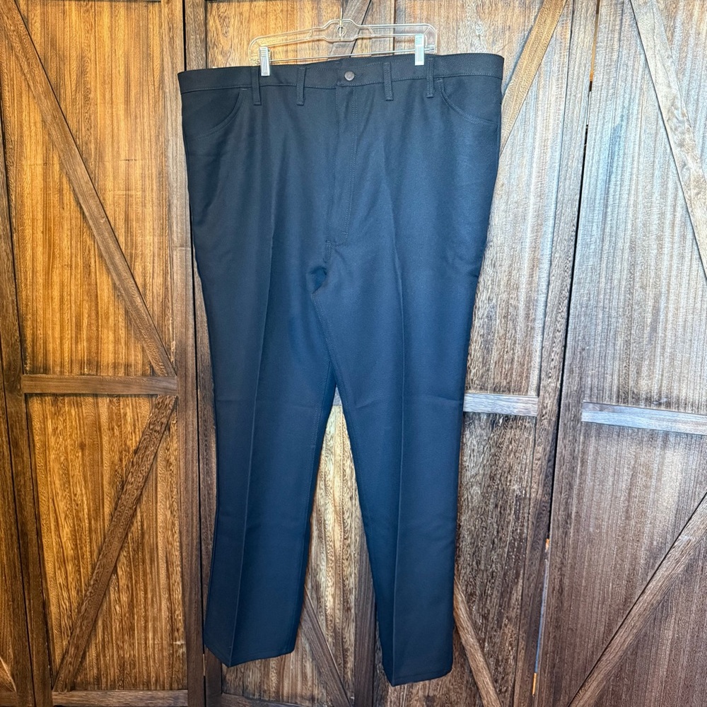 NWT Men’s Wrangler Classic Black Trousters / Pants 50x32